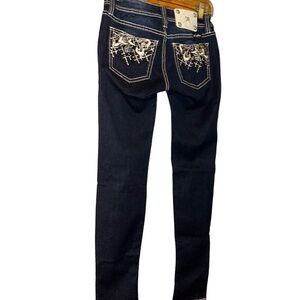 New miss me signature super skinny  jeans size 26 inseam 31
